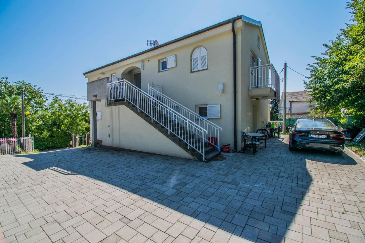 Apartments Relax Near אופטיה מראה חיצוני תמונה